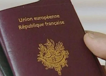 Vietnam visa extension for French passport holders