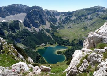 Vietnam visa on arrival for Bosnia and Herzegovina citizens