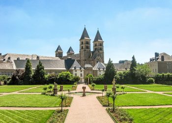 How to apply a Vietnam tourist visa from Luxembourg