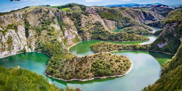 Easy way to apply a Vietnam tourist visa from Serbia