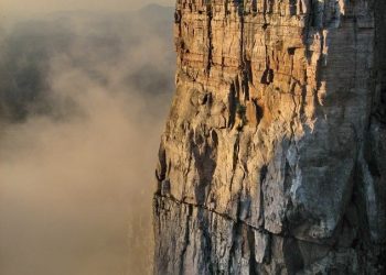 How to apply for a Vietnam tourist visa from Angola