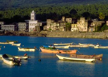 How to apply for a Vietnam tourist visa from Comoros