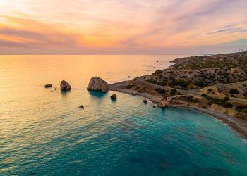How to apply for a Vietnam tourist visa from Cyprus