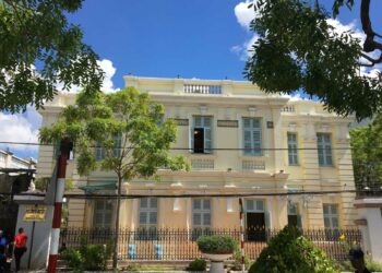 Visit the prince’s house in Bac Lieu