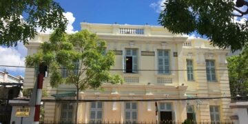 Visit the prince’s house in Bac Lieu